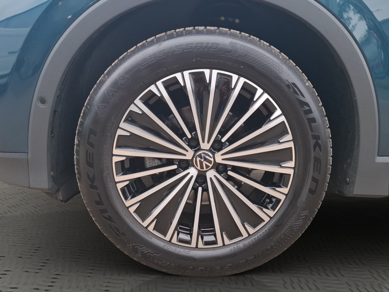 Volkswagen Tiguan – Bild 10
