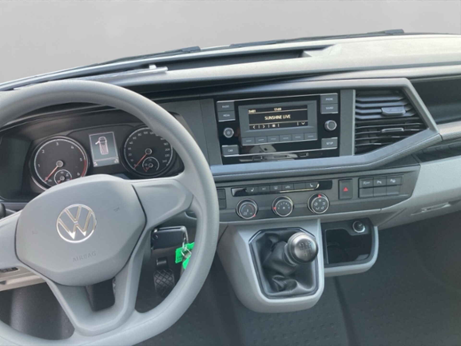 Volkswagen T6.1 Transporter Kasten langer Radstand