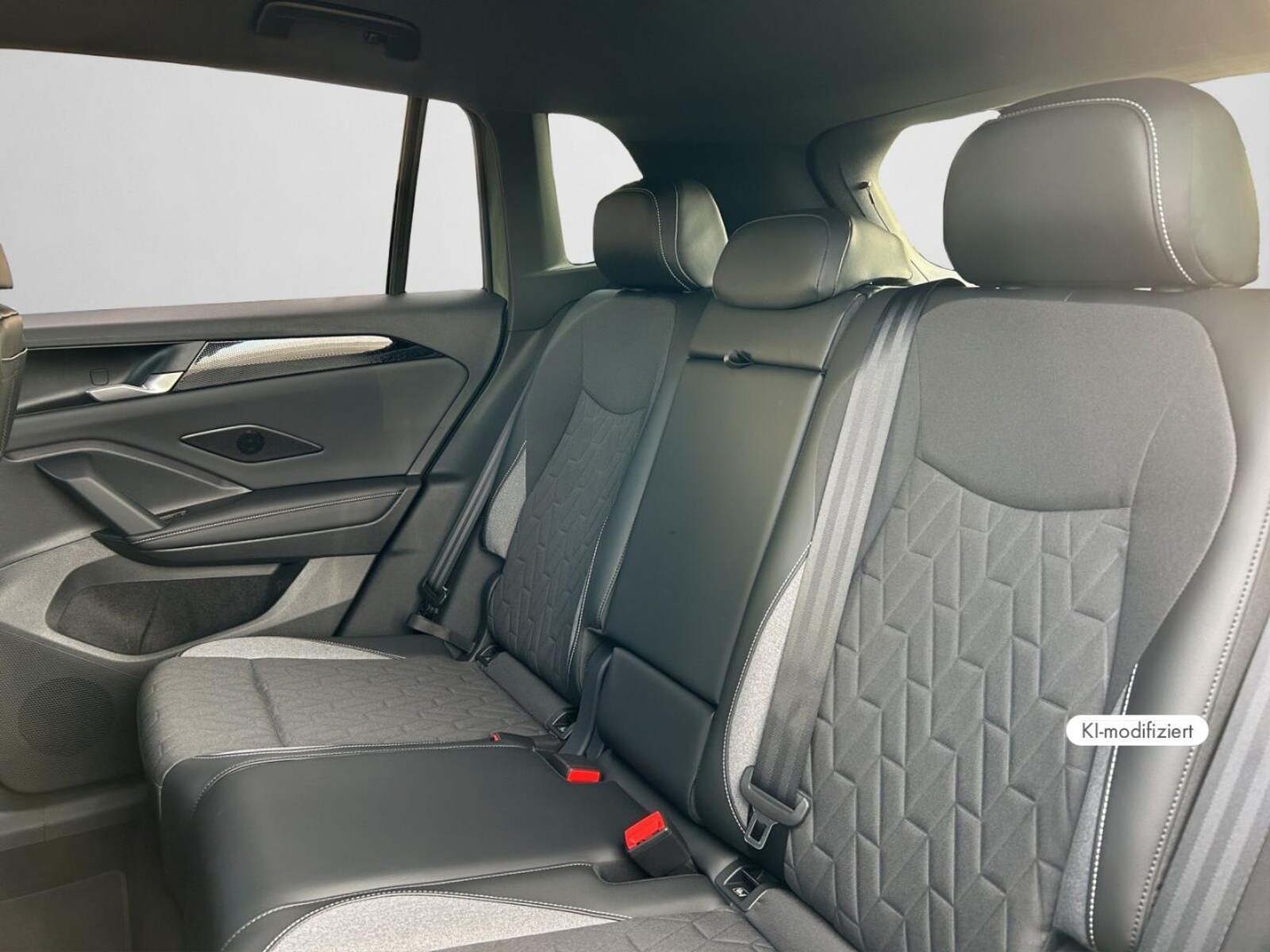 Volkswagen Tiguan – Bild 13