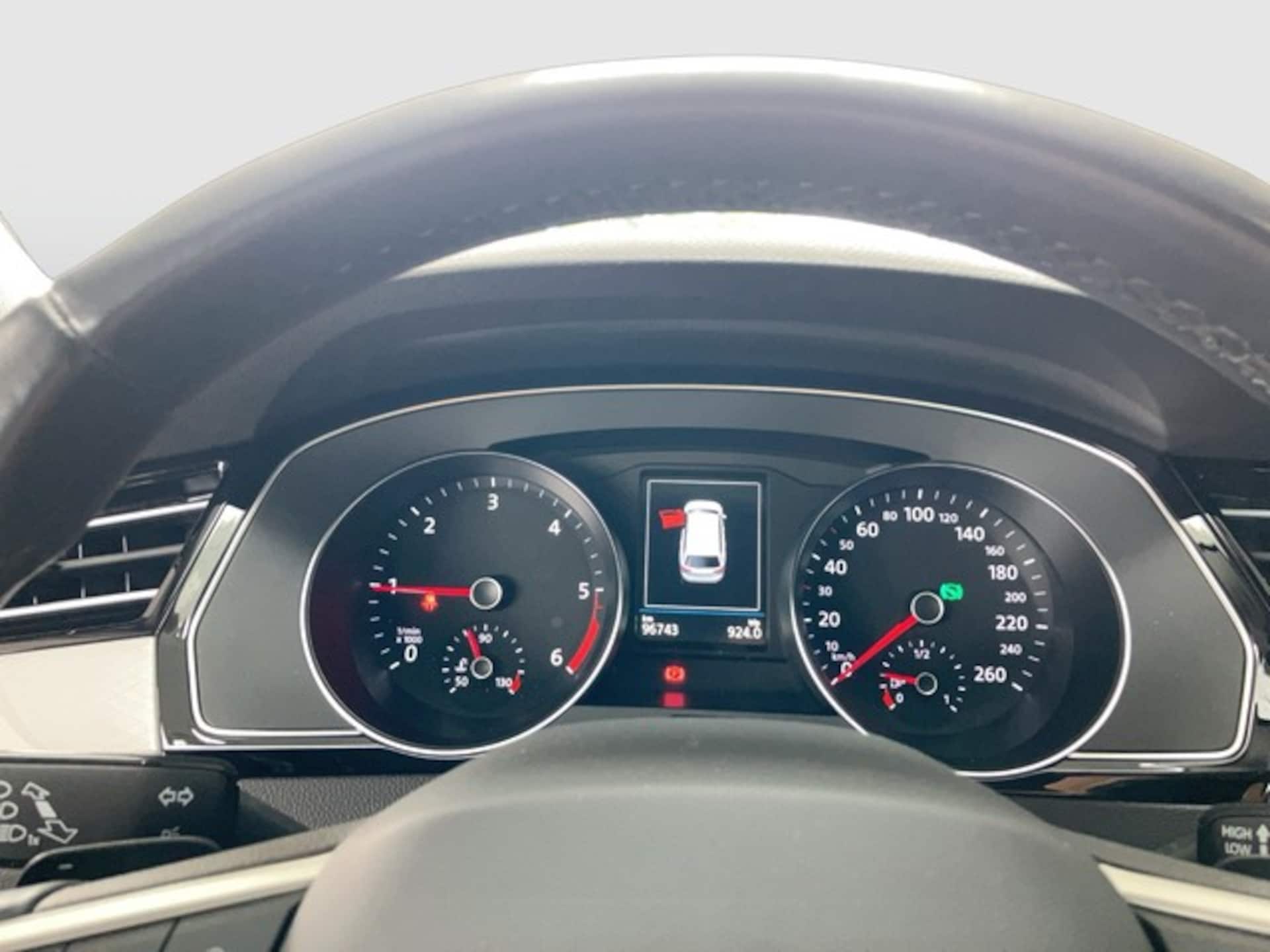 Volkswagen Passat Variant Business