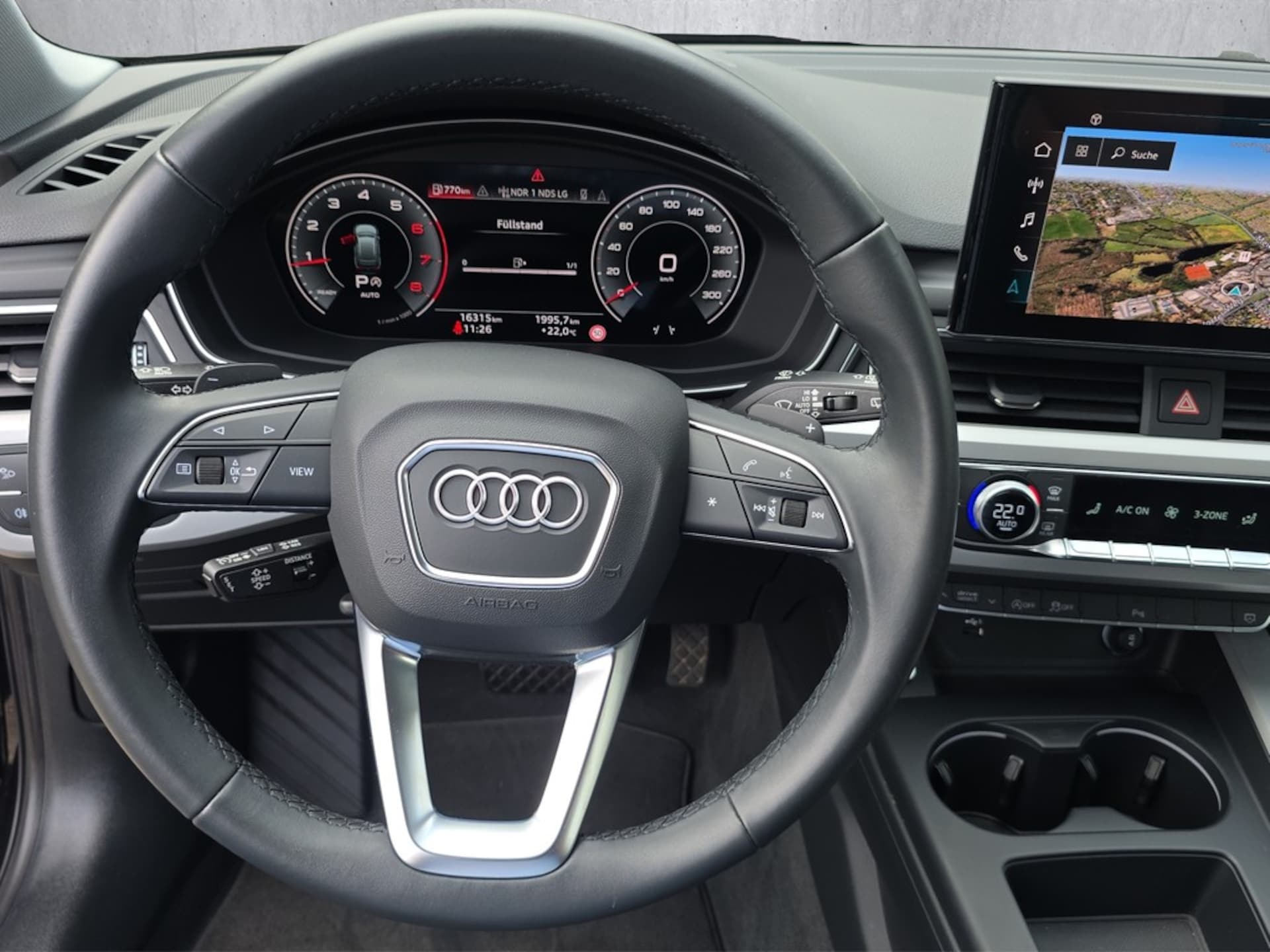 Audi A4 Avant S line