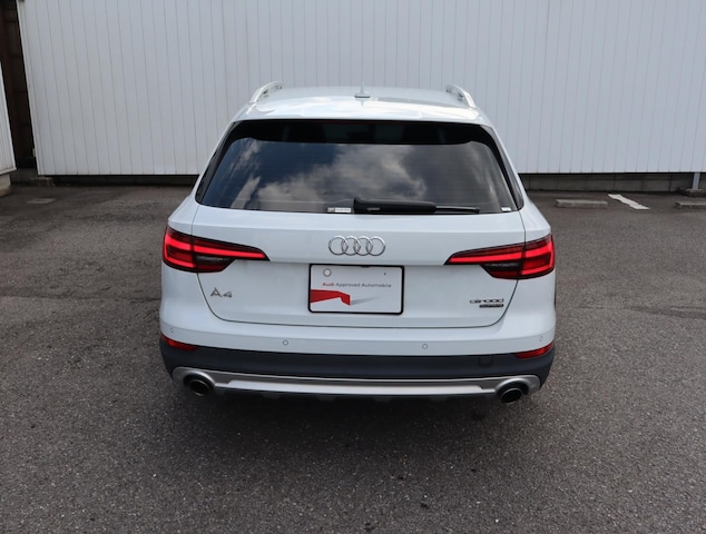 Audi A4 allroad quattro 45 TFSI for more details contact your dealer