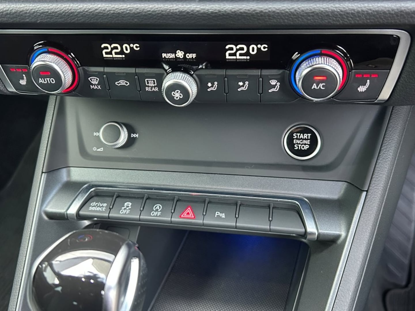 Audi Q3 Sportback 35 TFSI S line for more details contact your dealer