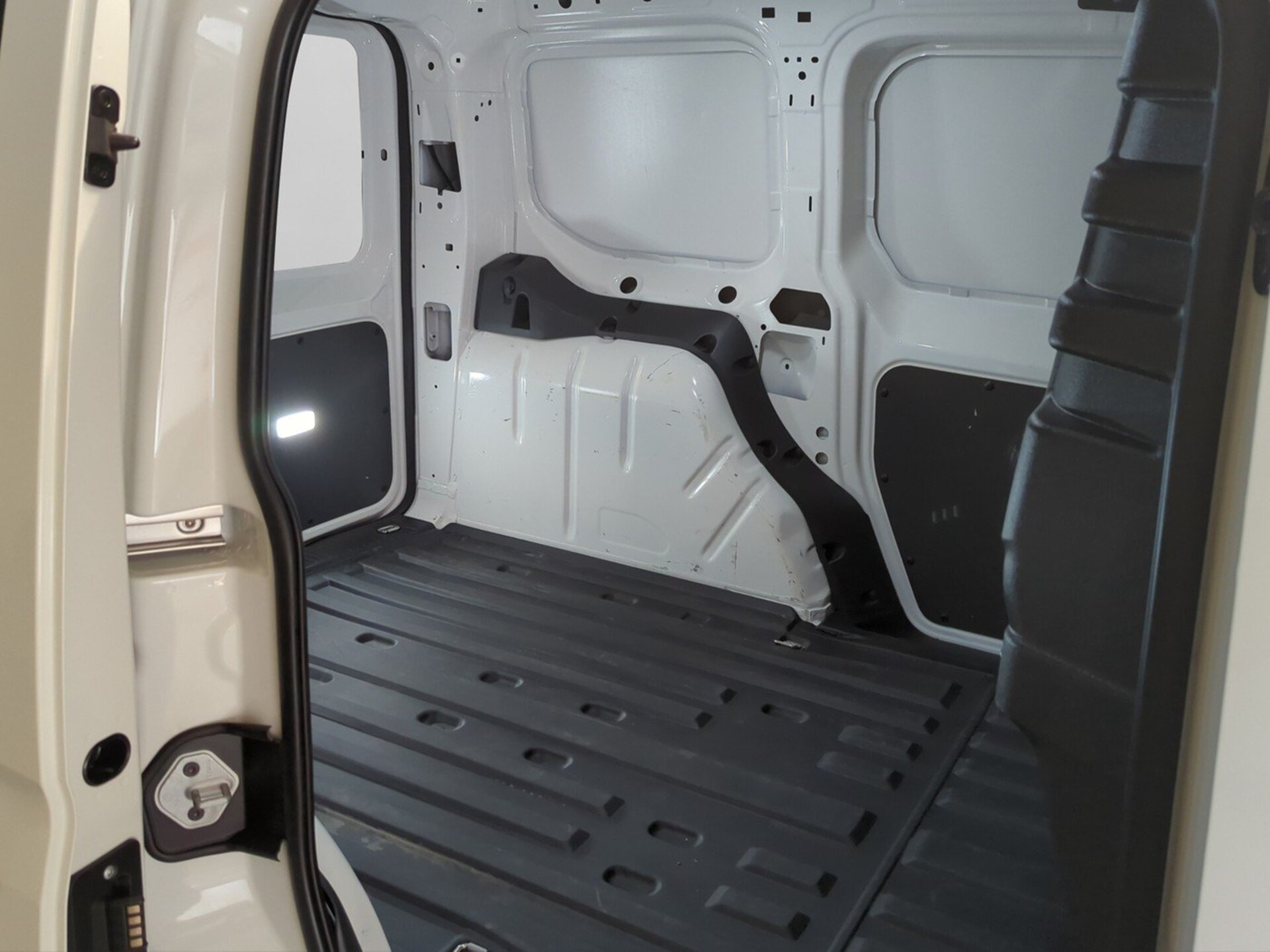 Volkswagen Caddy Cargo