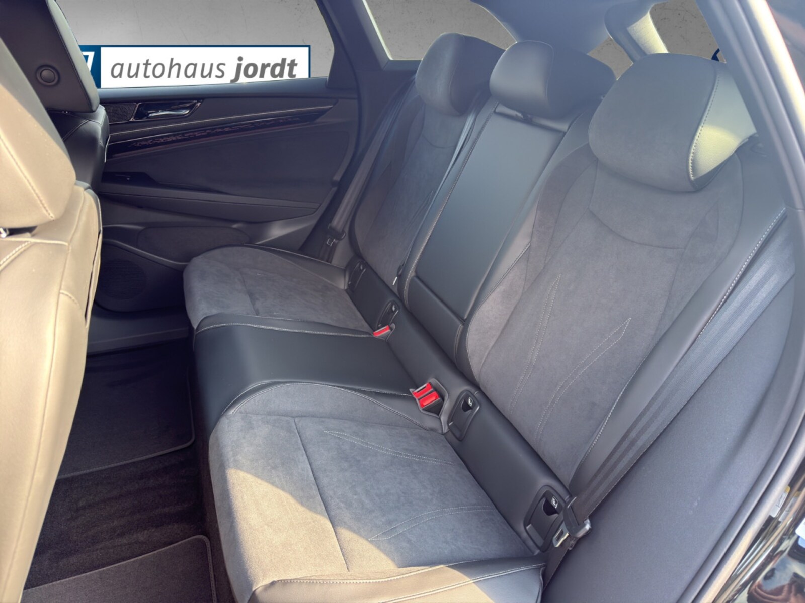 Volkswagen ID.7 Tourer – Bild 8