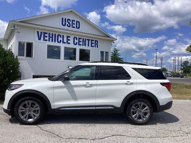 2025 Ford Explorer