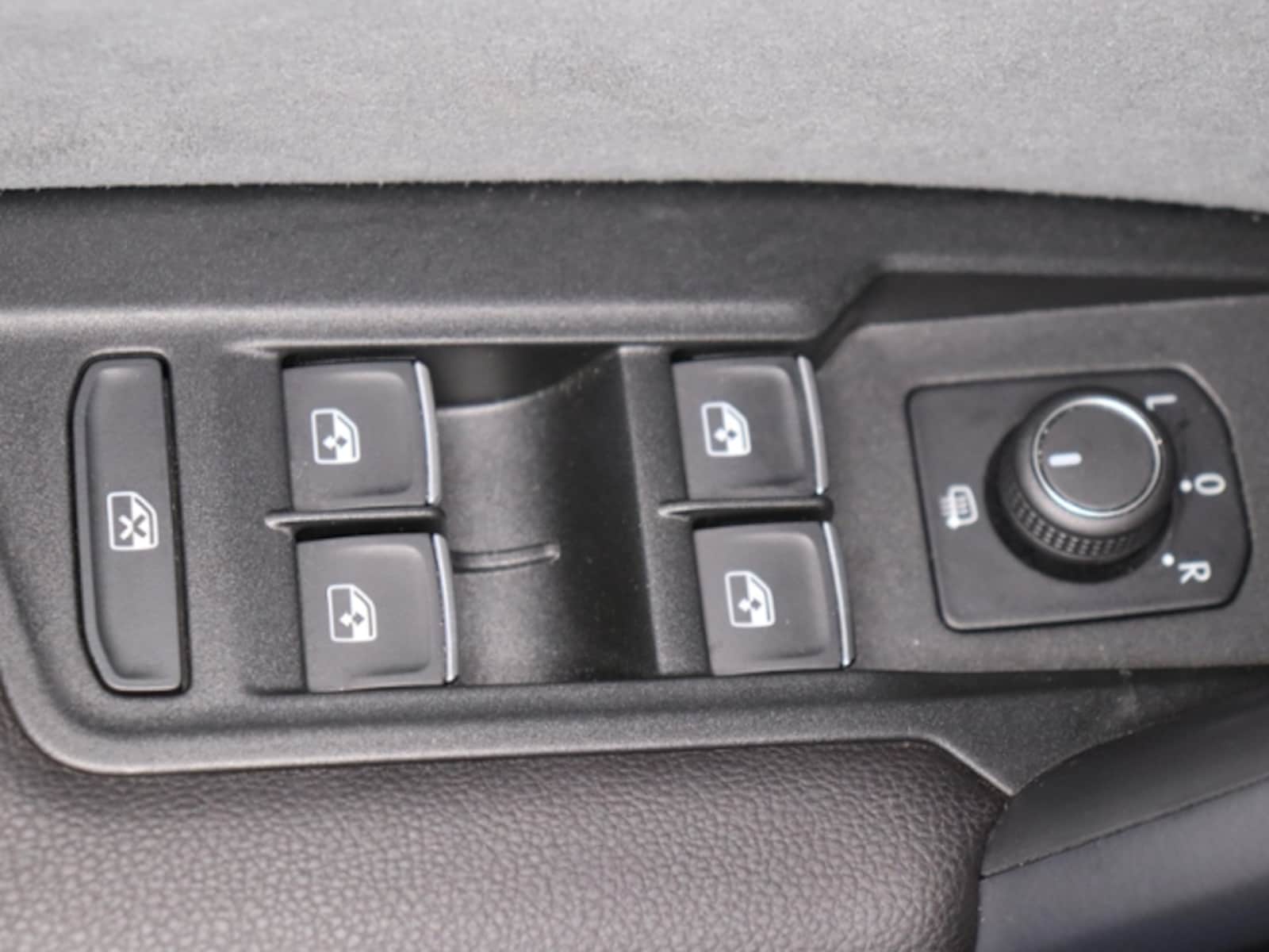 Volkswagen Tiguan – Bild 12