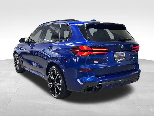 2025 BMW X5 M60i - Photo 8