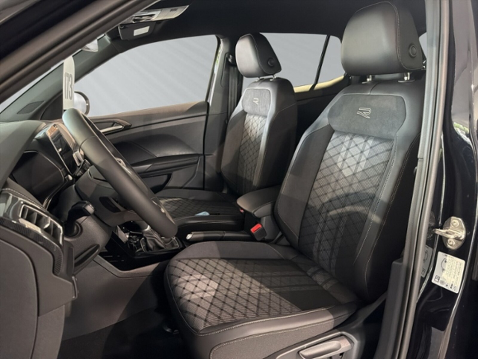 Volkswagen T-Cross – Bild 10