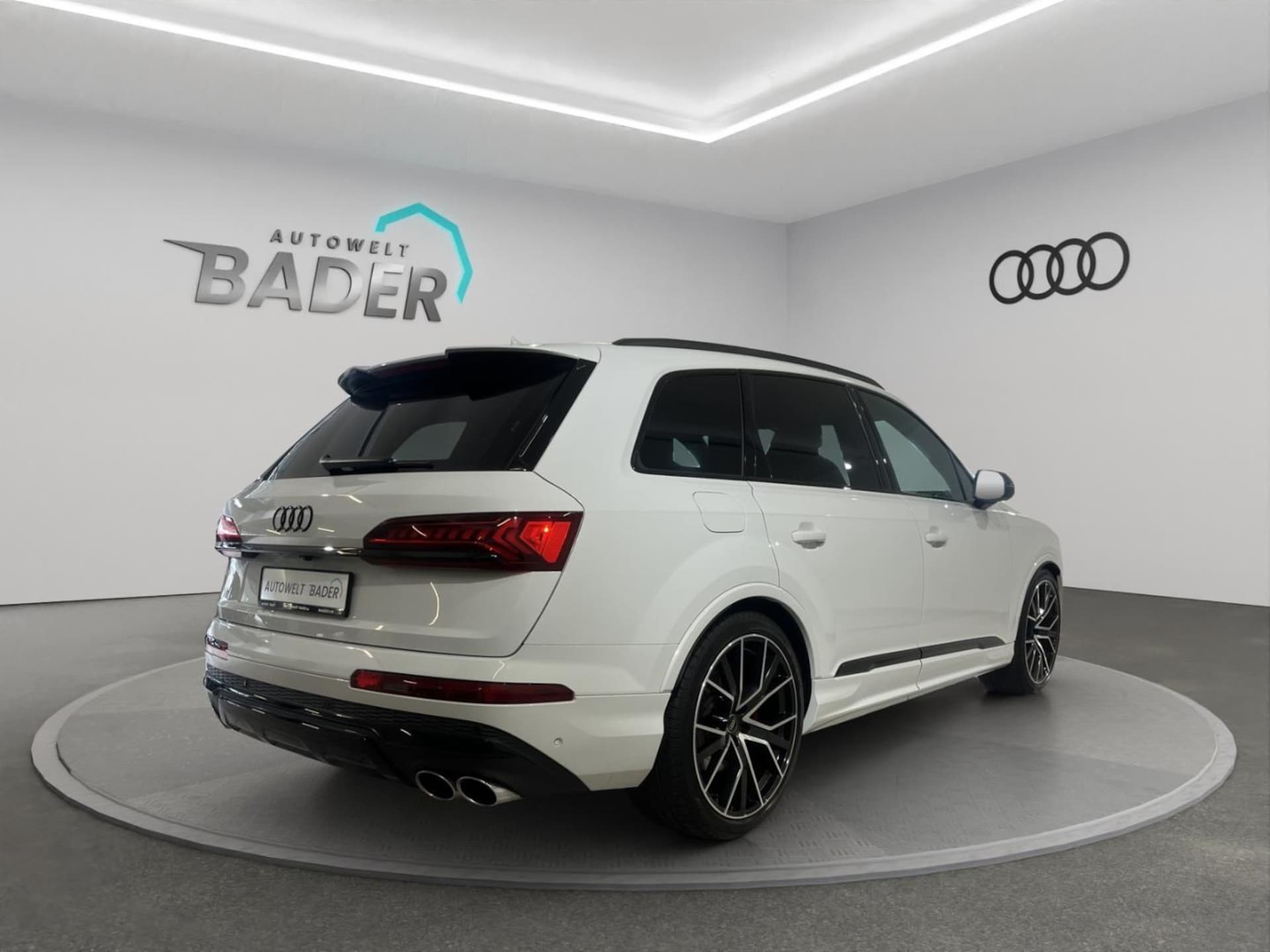 Audi SQ7 SUV