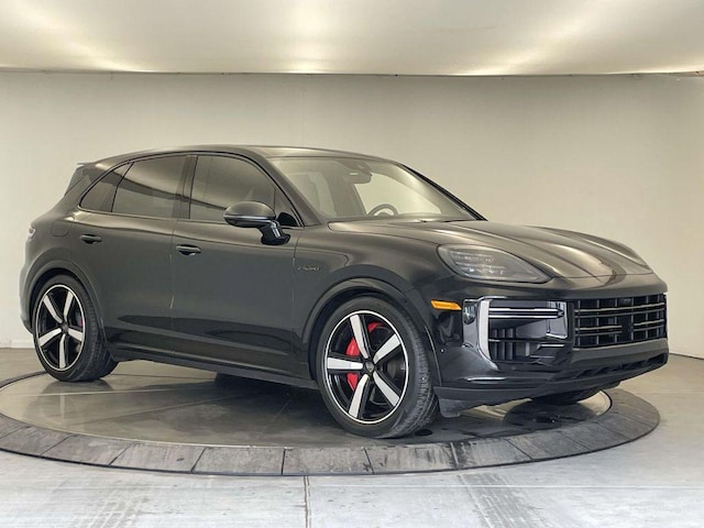 2025 Porsche Cayenne Turbo E-Hybrid - Photo 9