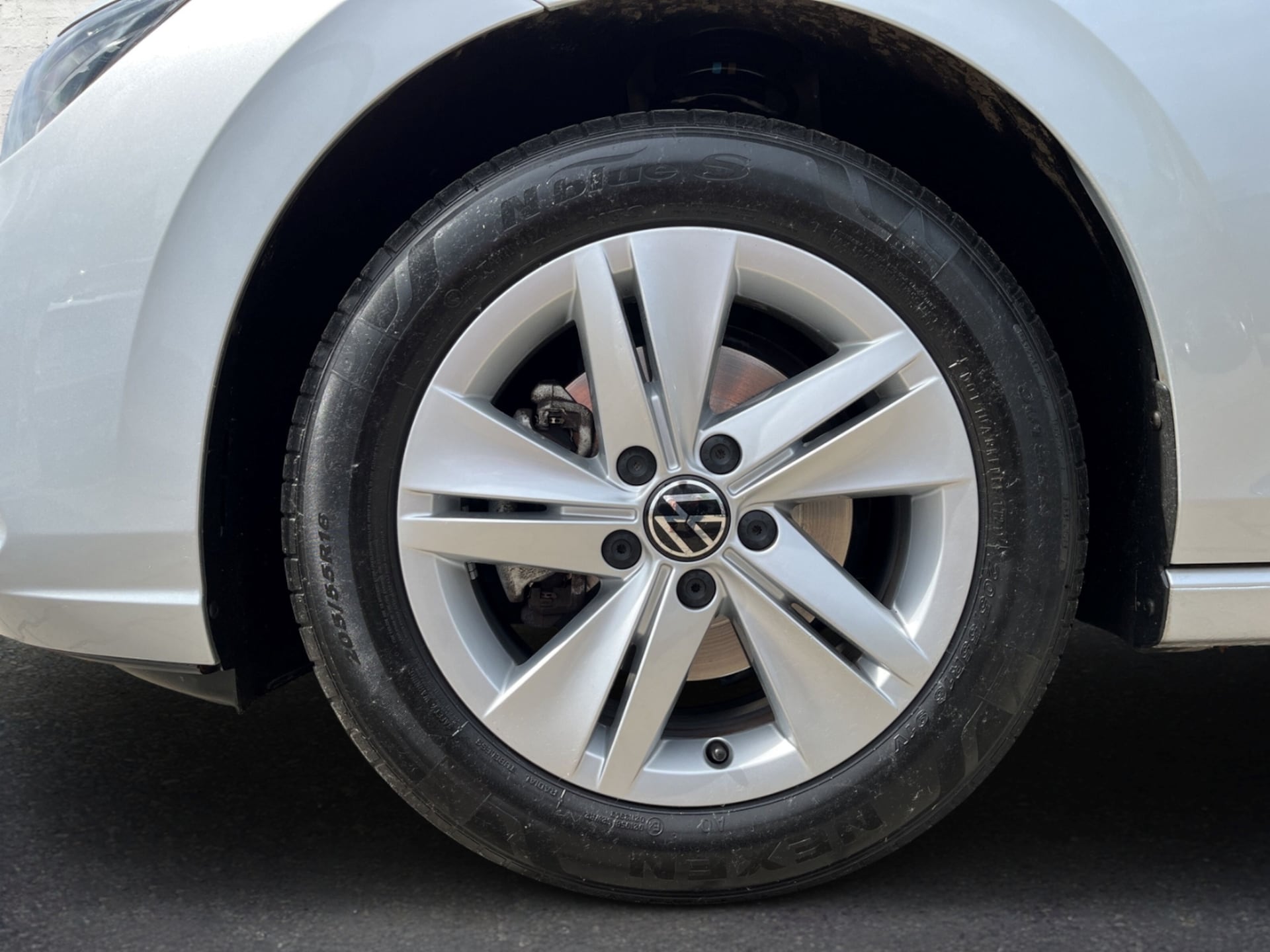 Volkswagen Golf Life