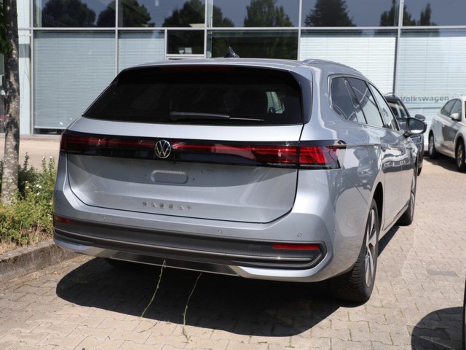 Volkswagen Passat – Bild 2
