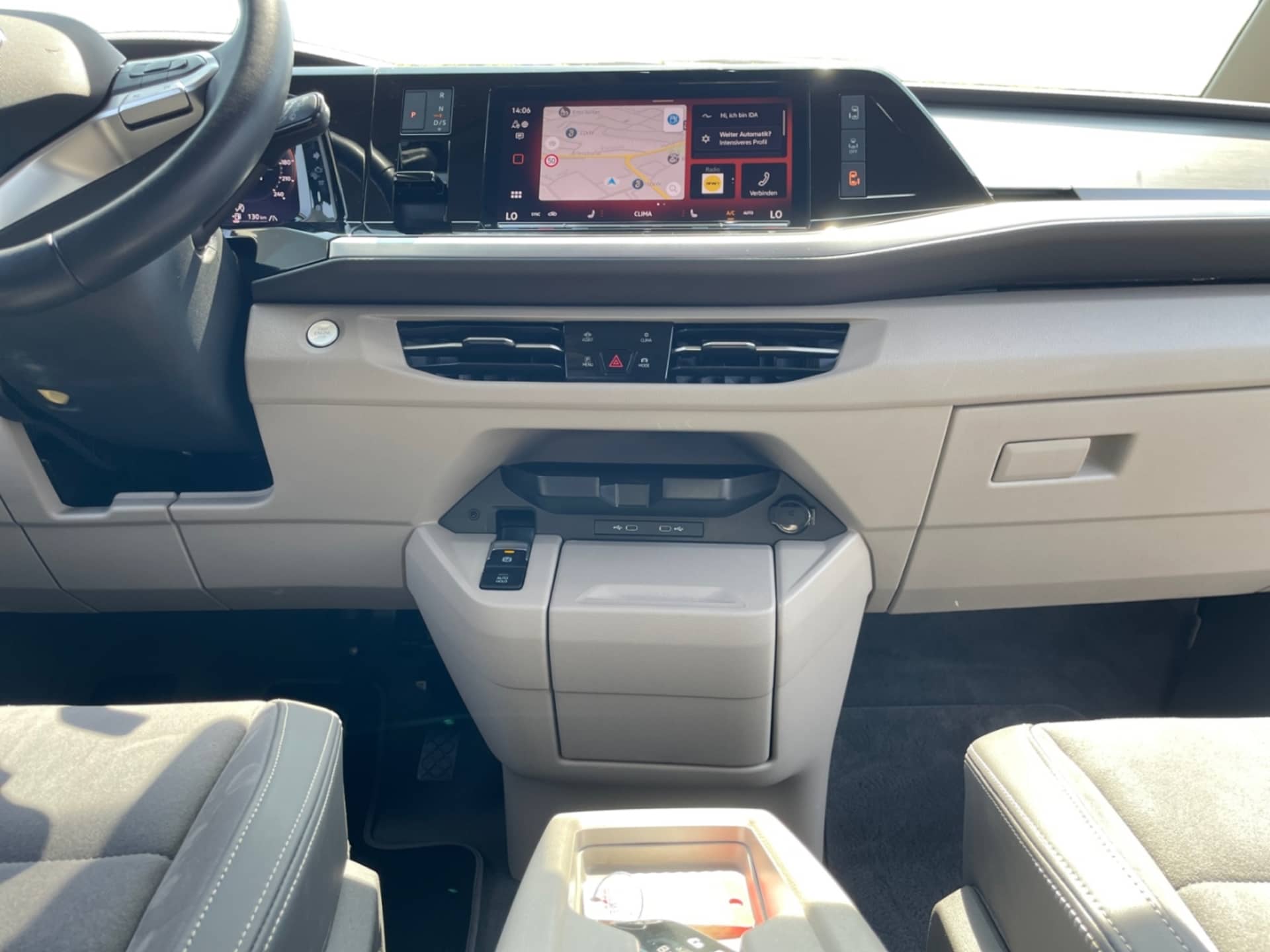 Volkswagen Multivan Life