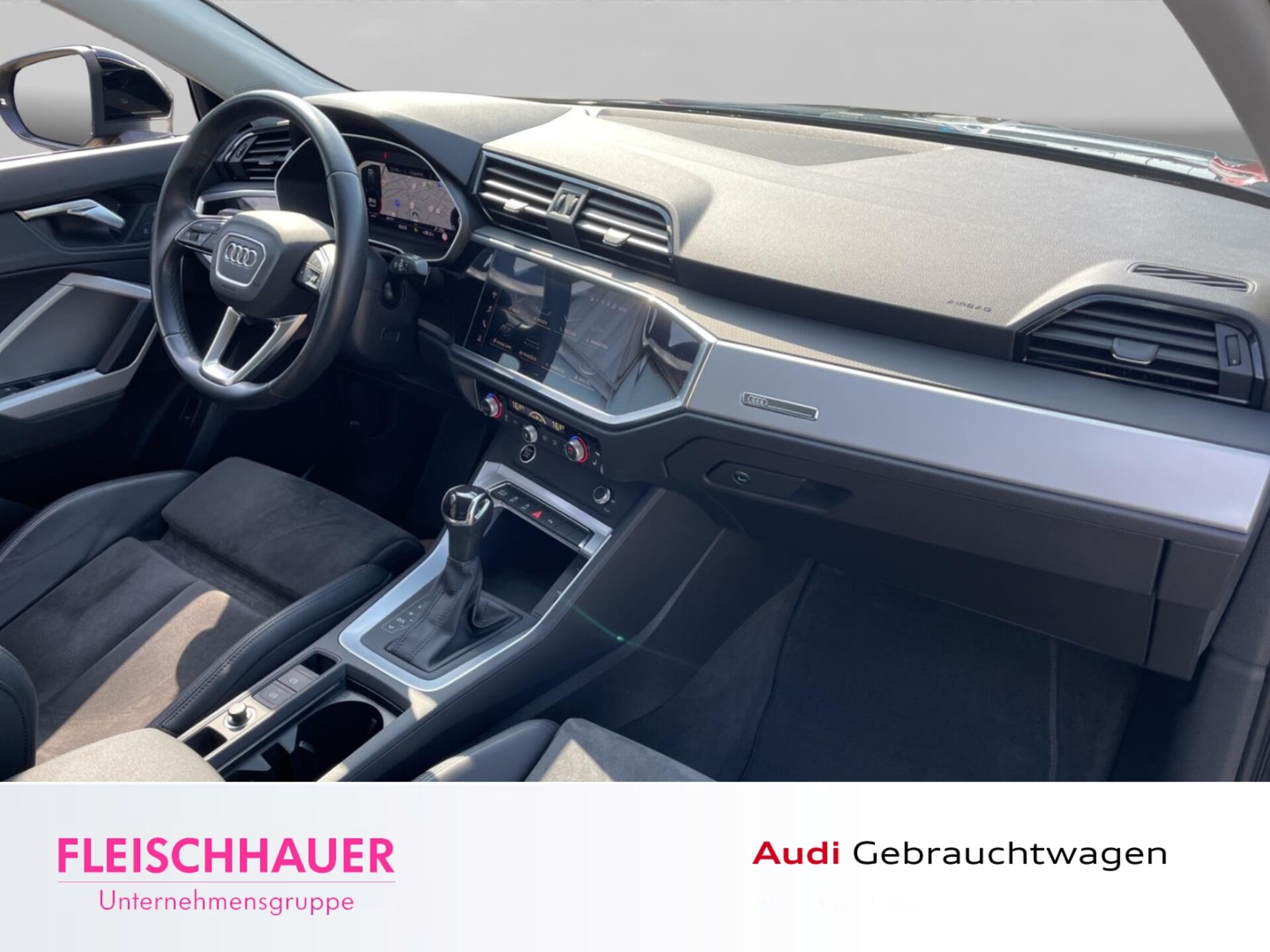 Audi Q3 Sportback S line