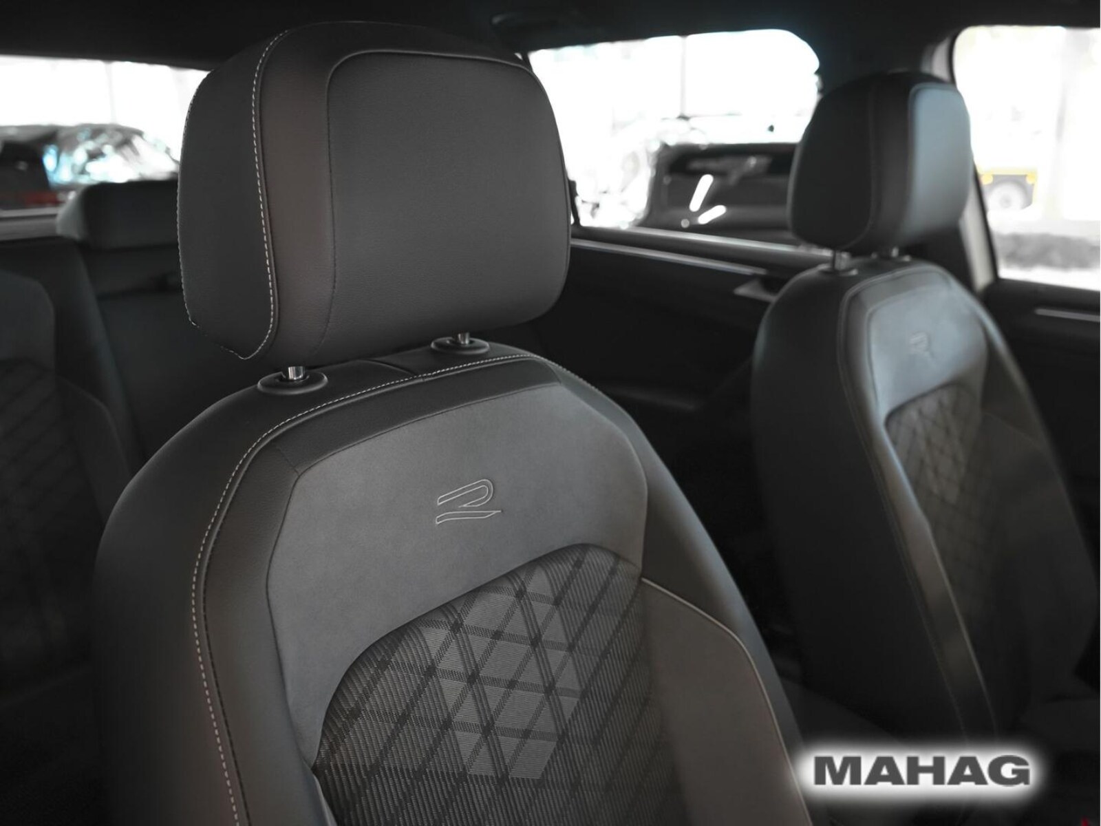 Volkswagen Tiguan – Bild 15