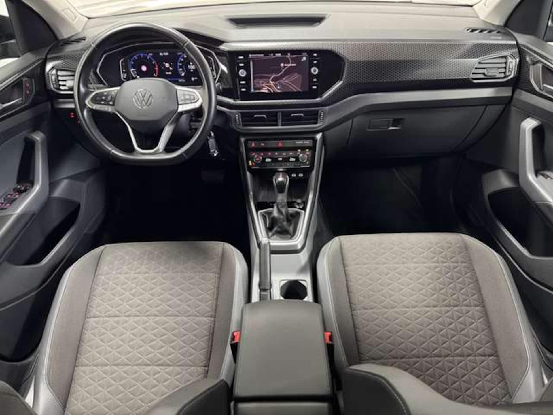 Volkswagen T-Cross Style