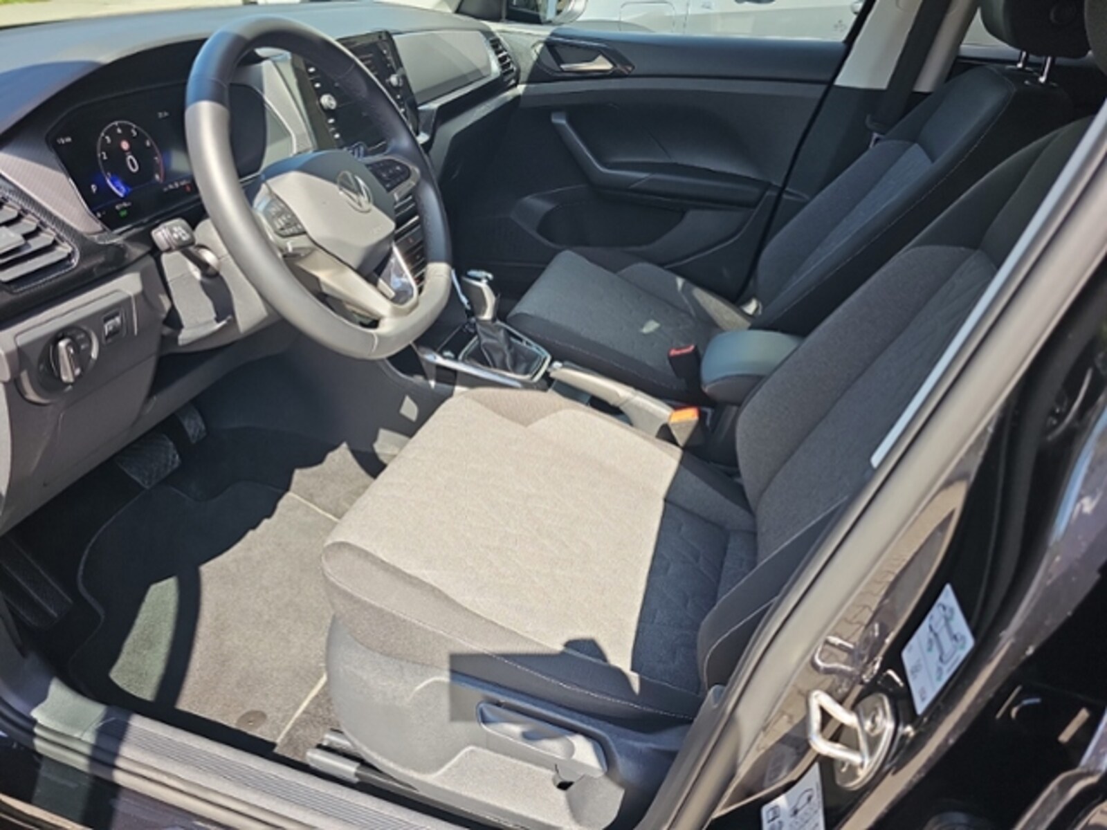 Volkswagen T-Cross – Bild 12