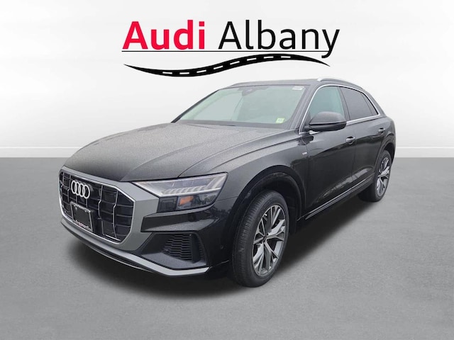 Photo of 2023 Audi Q8