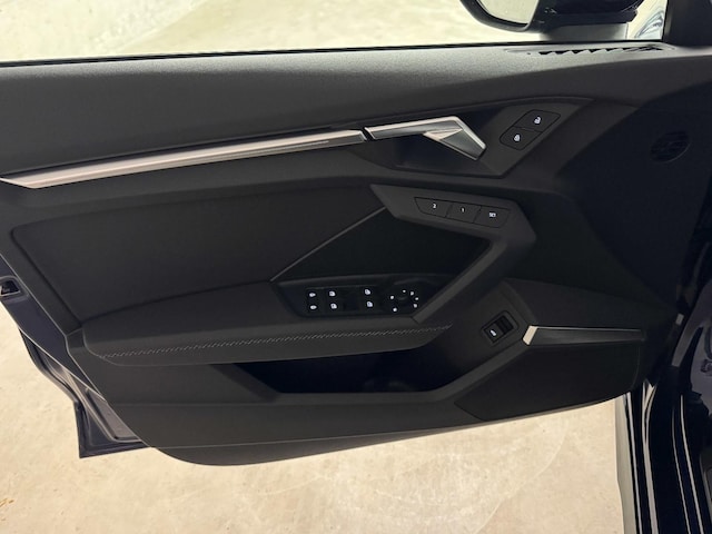 Bild über Audi A3 Sportback S line 40 TFSI quattro 140 kW (190 PS) S tronic - for more details contact your dealer