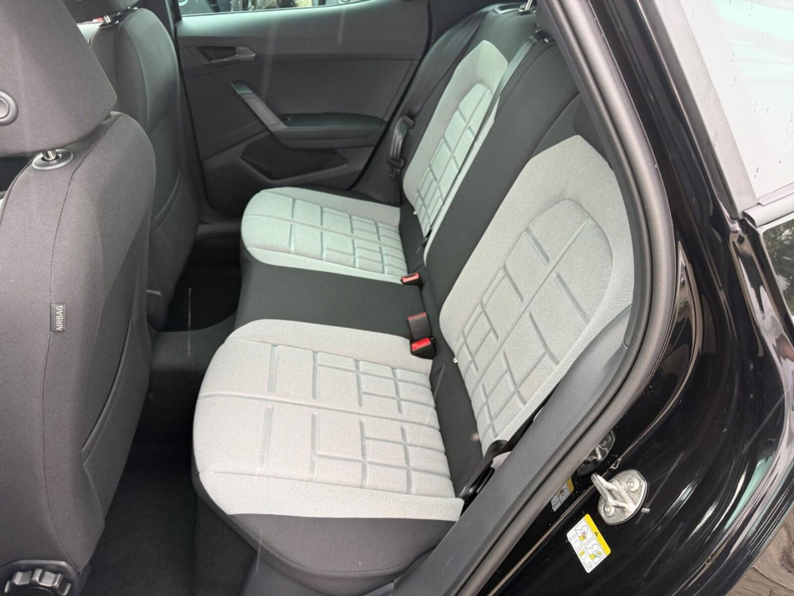 SEAT Arona – Bild 7