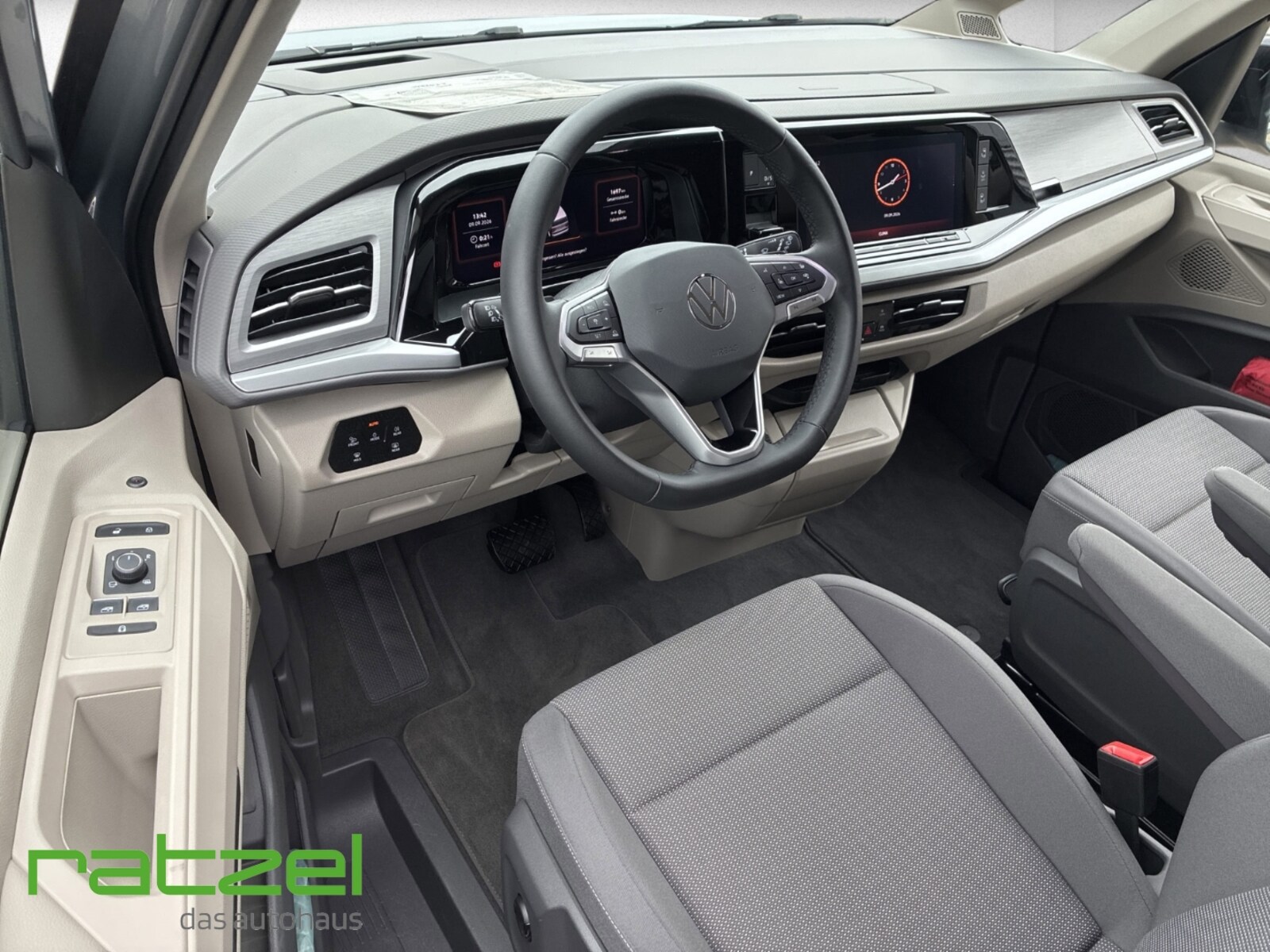 Volkswagen Multivan Langversion – Bild 5