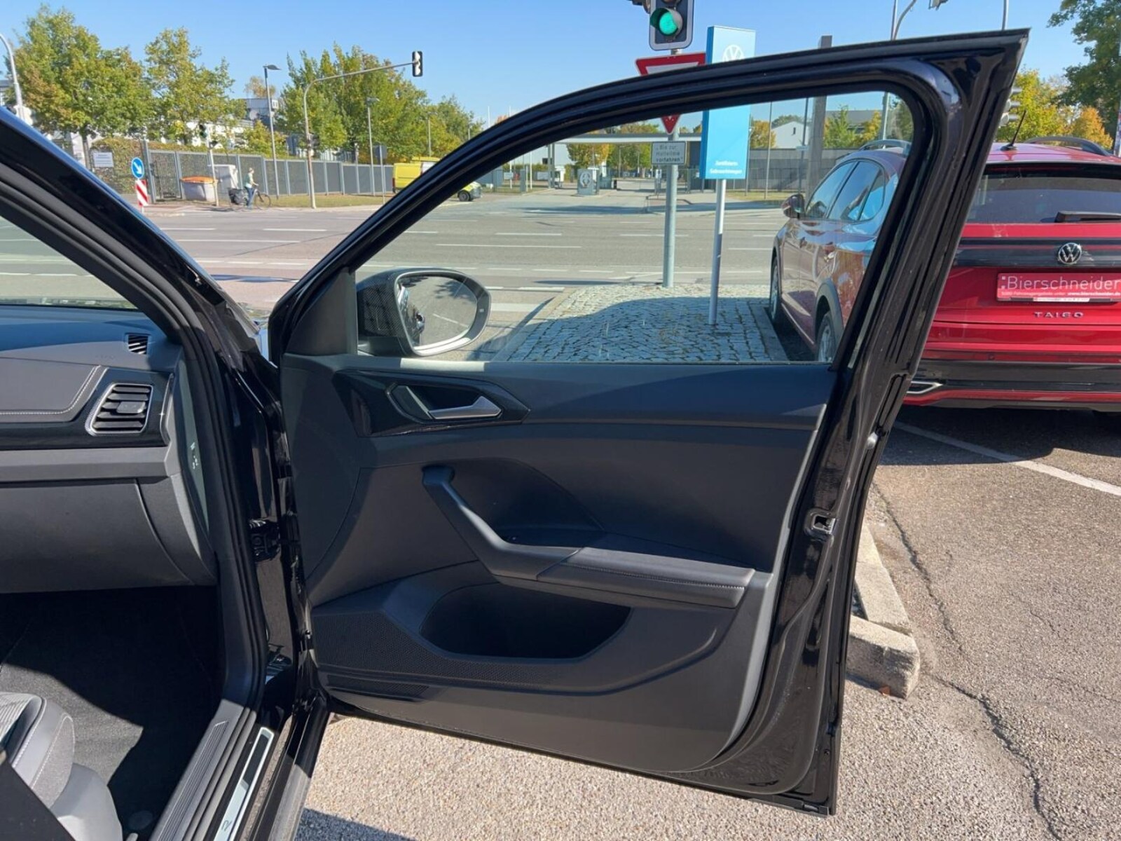 Volkswagen T-Cross – Bild 21