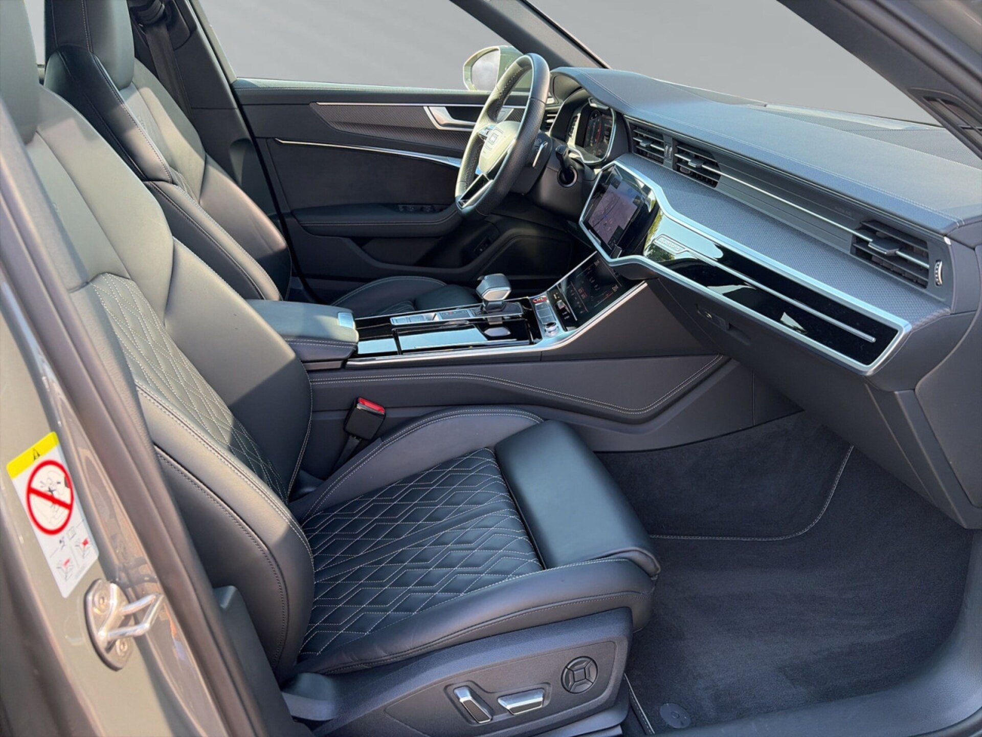 Audi S6 Avant