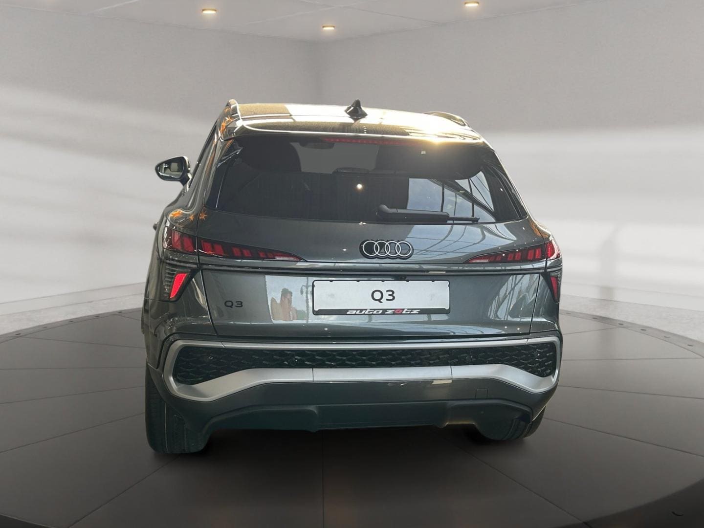 Bild über Audi Q3 SUV e-hybrid e-hybrid 200 kW S tronic - für weitere Informationen kontaktieren Sie den Audi Partner