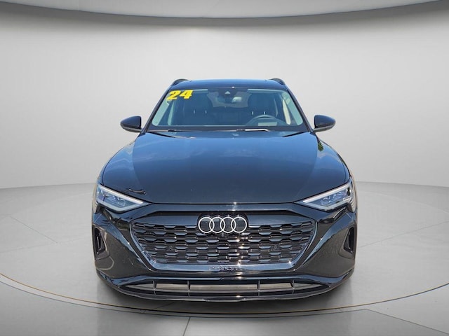 2024 Audi Q8 e-tron
