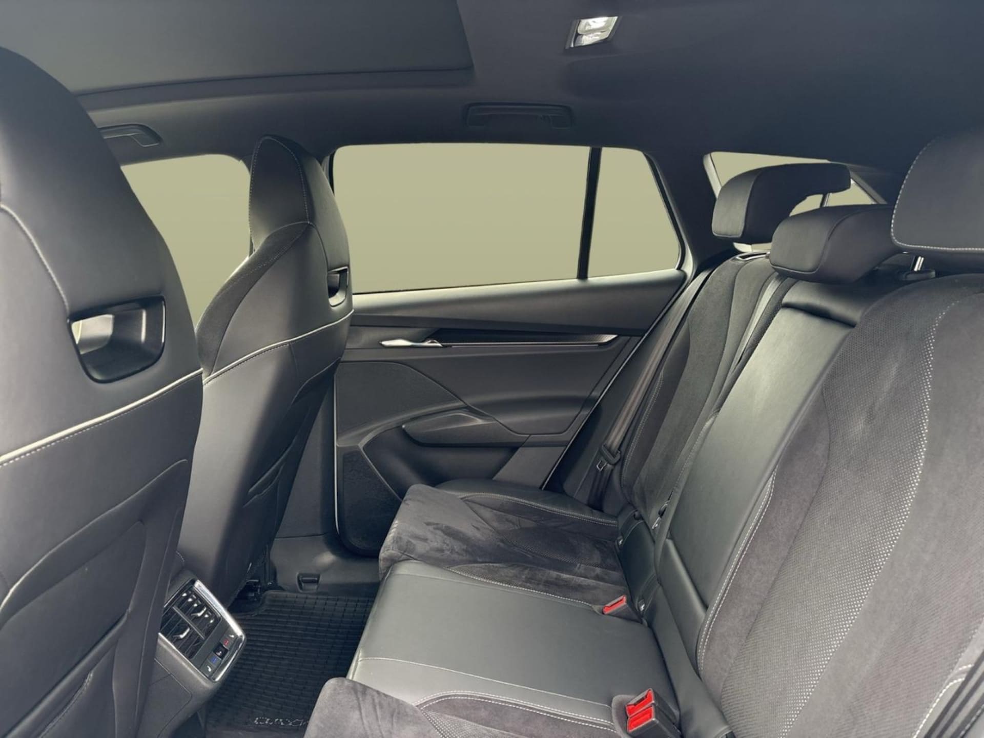 Skoda Enyaq 80X Sportline