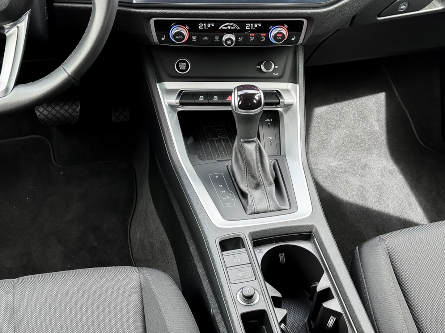 Bild über Audi Q3 advanced 35 TFSI S tronic - für weitere Informationen kontaktieren Sie den Audi Partner