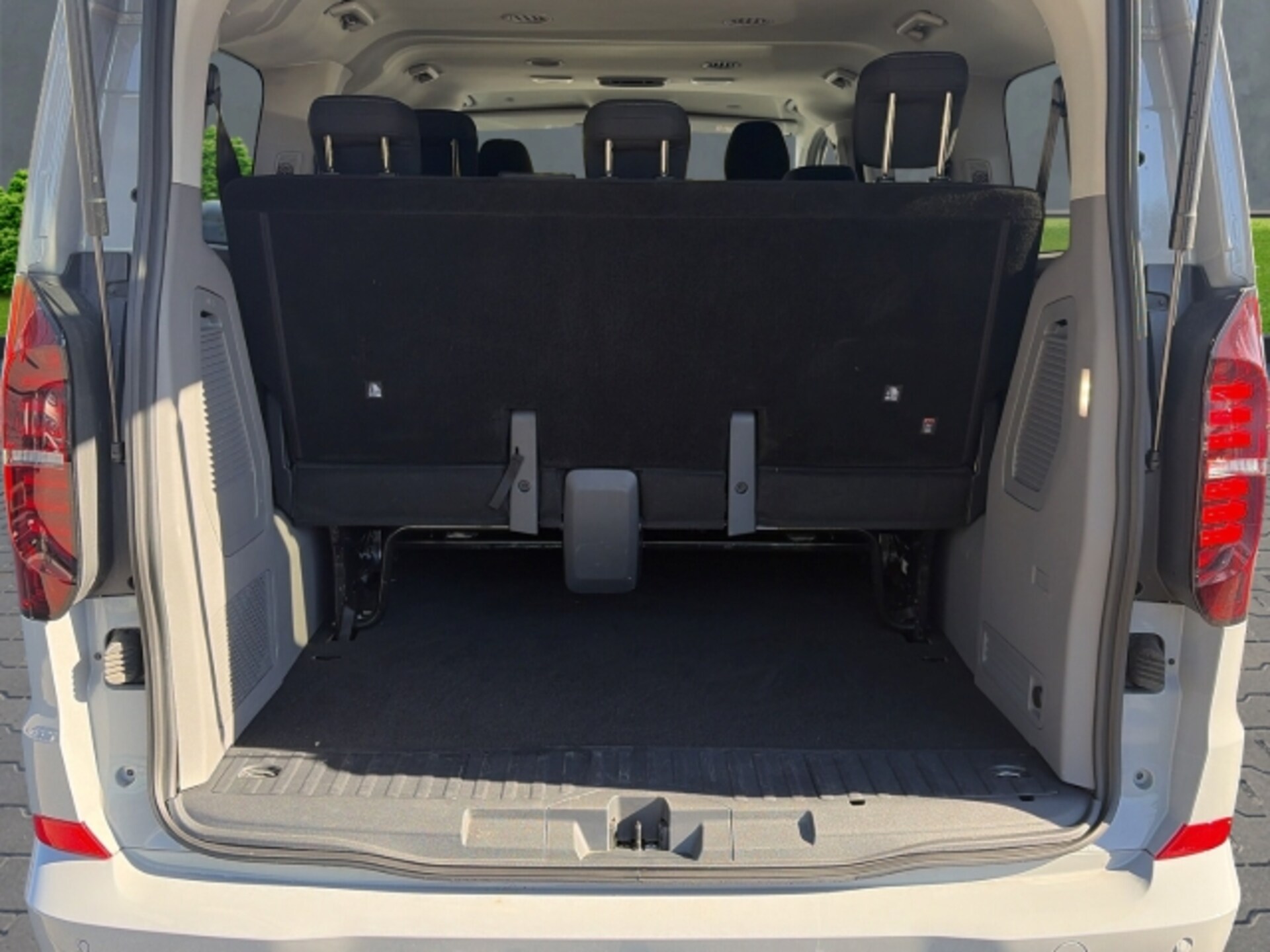 Volkswagen Caravelle Life