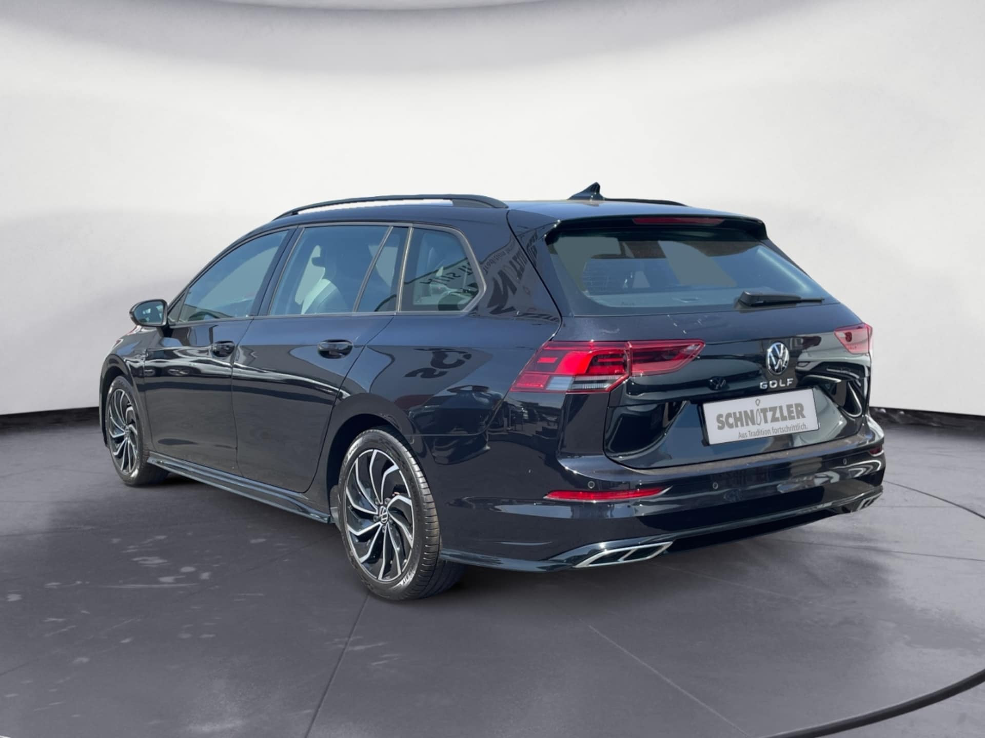 Volkswagen Golf Variant R-Line