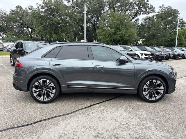 2026 Audi Q8