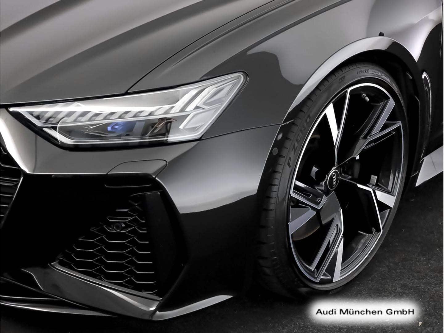 Bild über Audi RS 6 Avant performance TFSI quattro tiptronic - für weitere Informationen kontaktieren Sie den Audi Partner