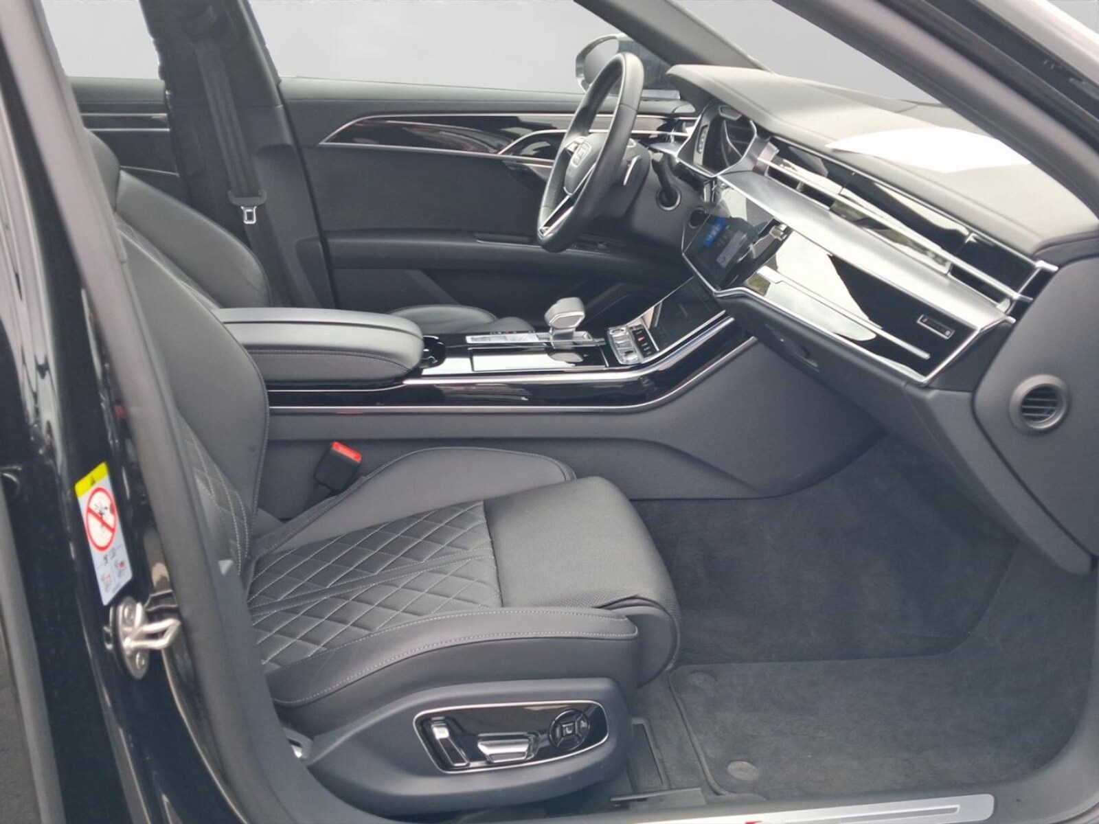 Audi A8 – Bild 4