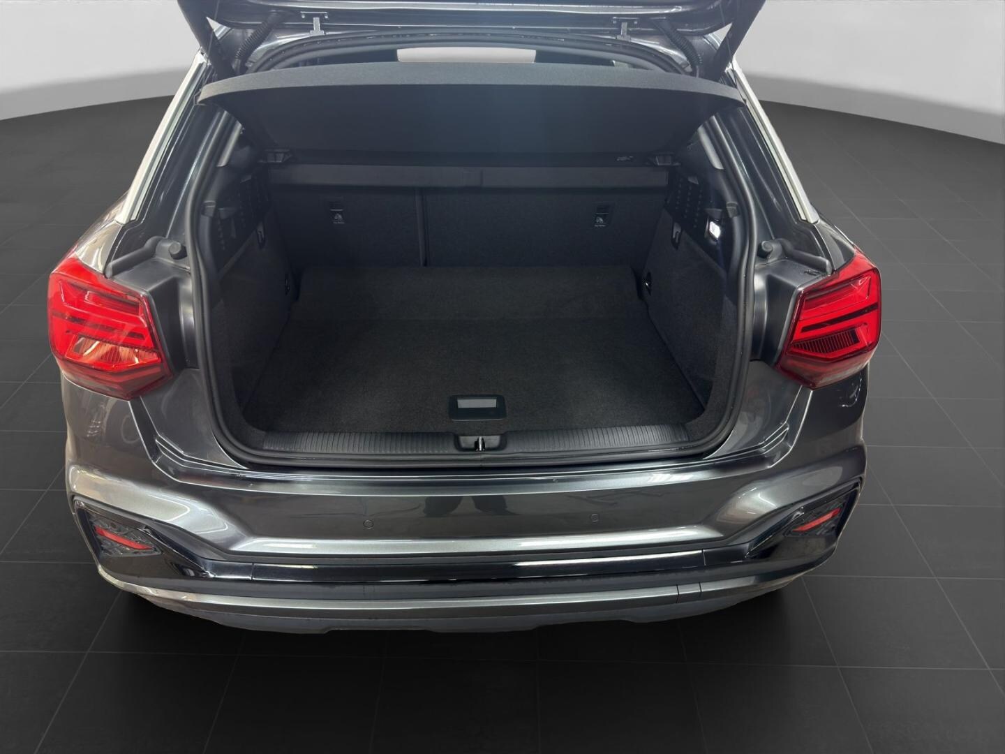 Bild über Audi Q2 S line 30 TDI Schaltgetriebe - für weitere Informationen kontaktieren Sie den Audi Partner