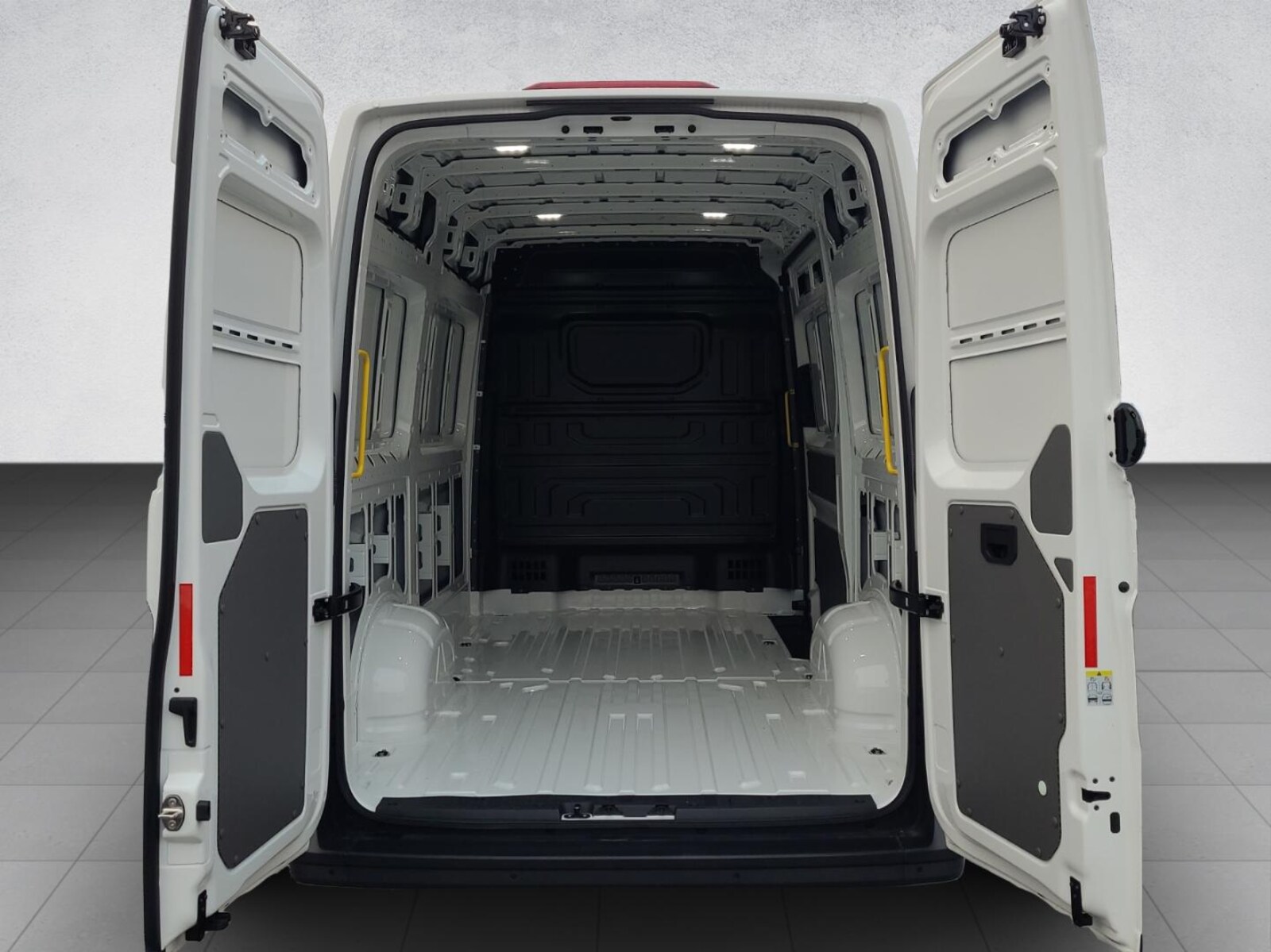 Volkswagen Crafter Kasten mittlerer Radstand – Bild 6