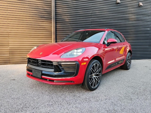 Photo of 2024 Porsche Macan