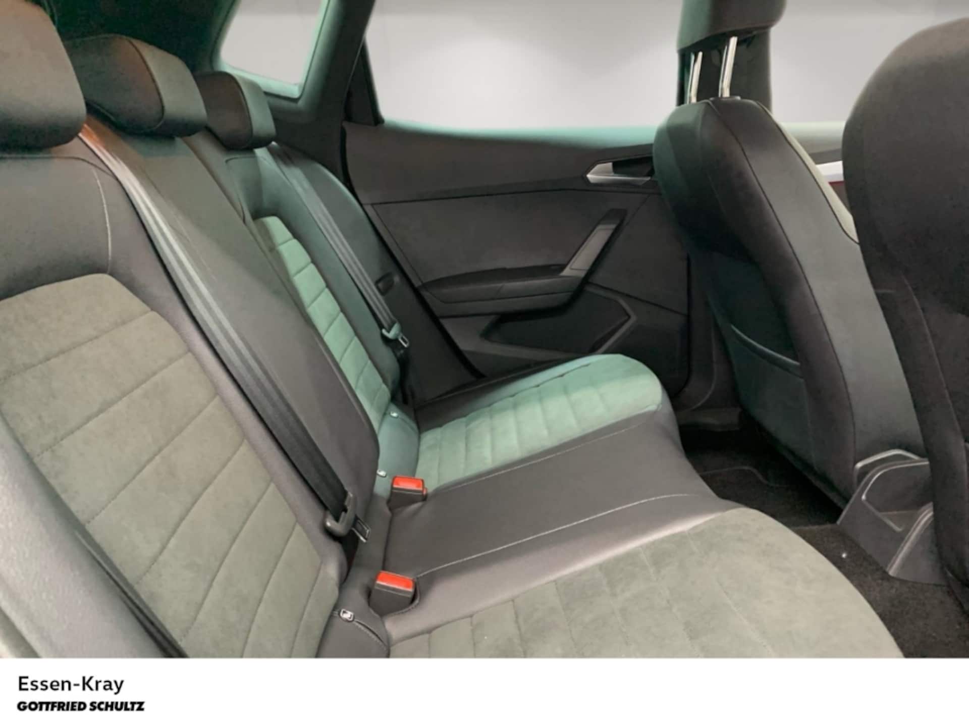 SEAT Arona FR