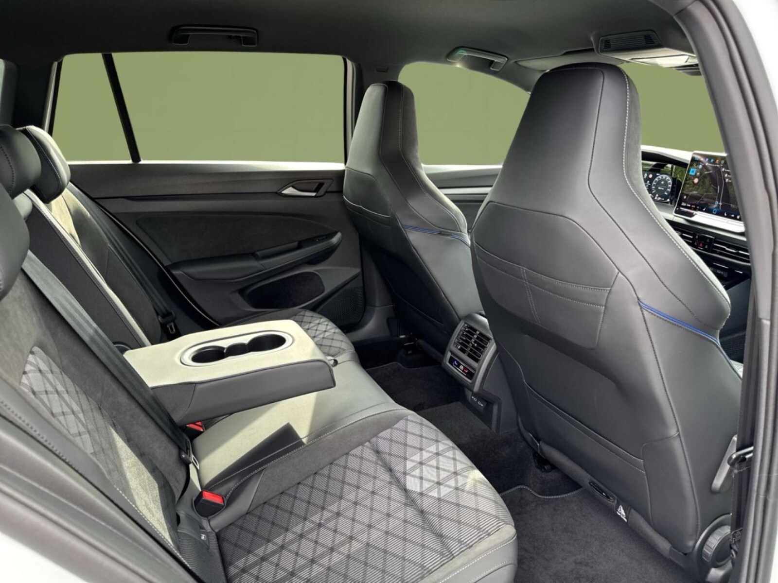 Volkswagen Golf Variant – Bild 18