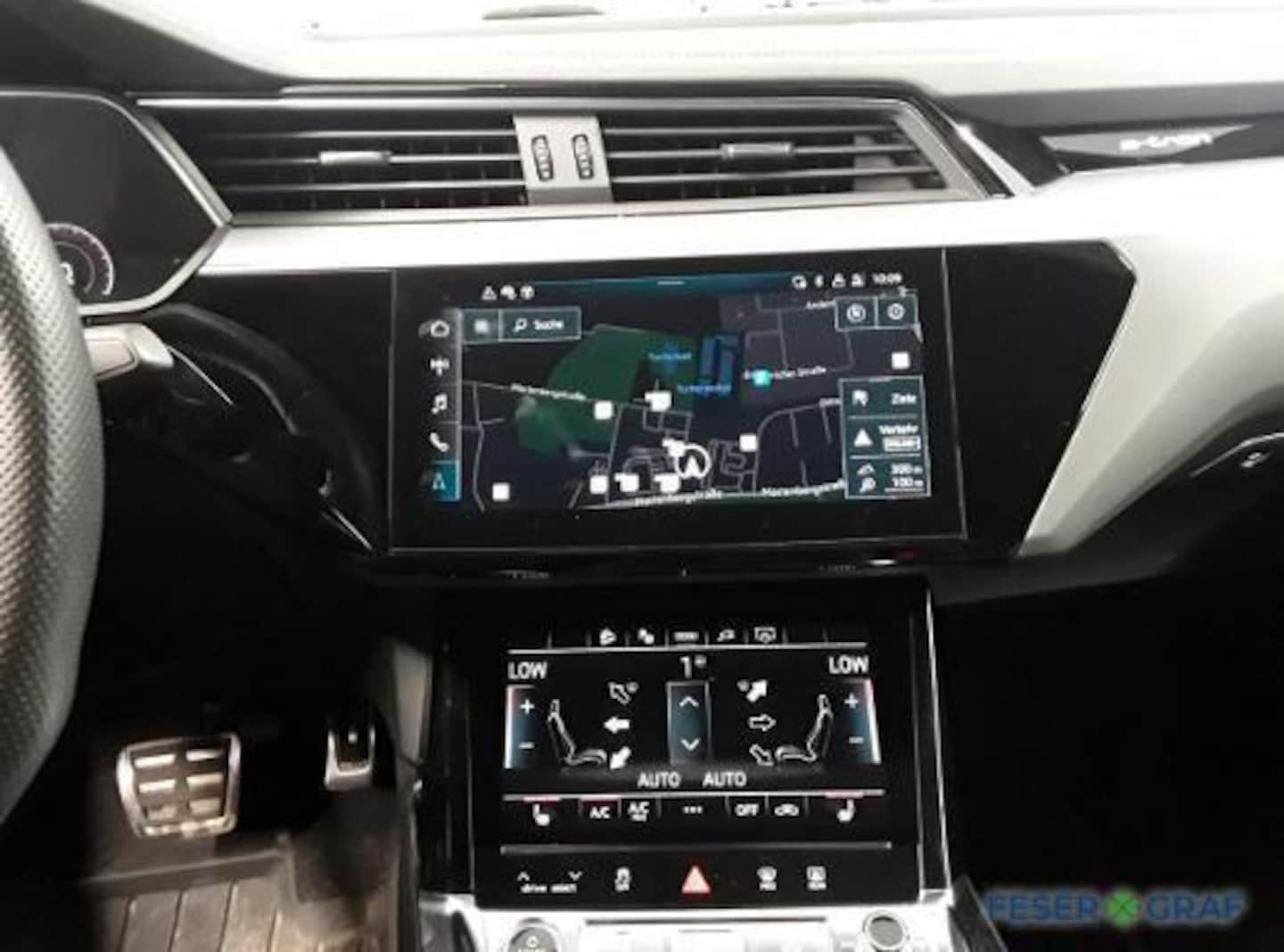 Bild über Audi Q8 Sportback e-tron advanced 50 e-tron quattro - für weitere Informationen kontaktieren Sie den Audi Partner