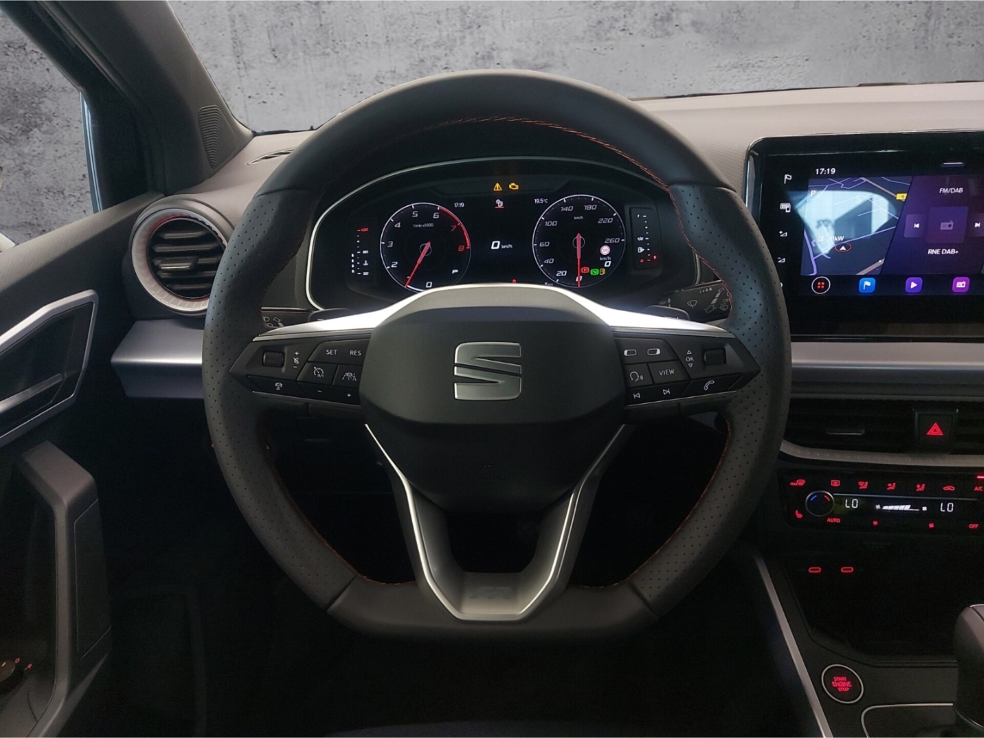 SEAT Arona FR