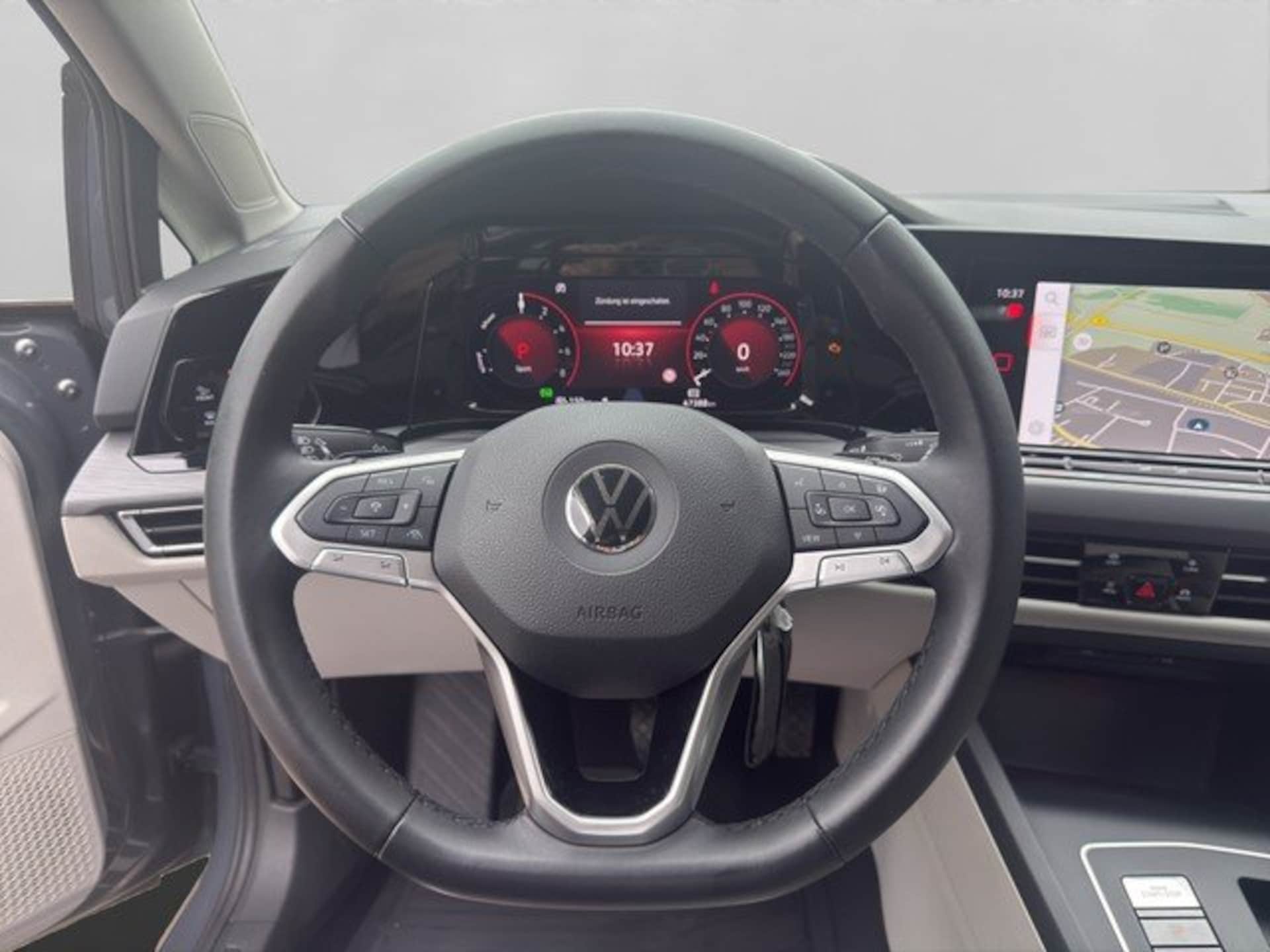 Volkswagen Golf Style