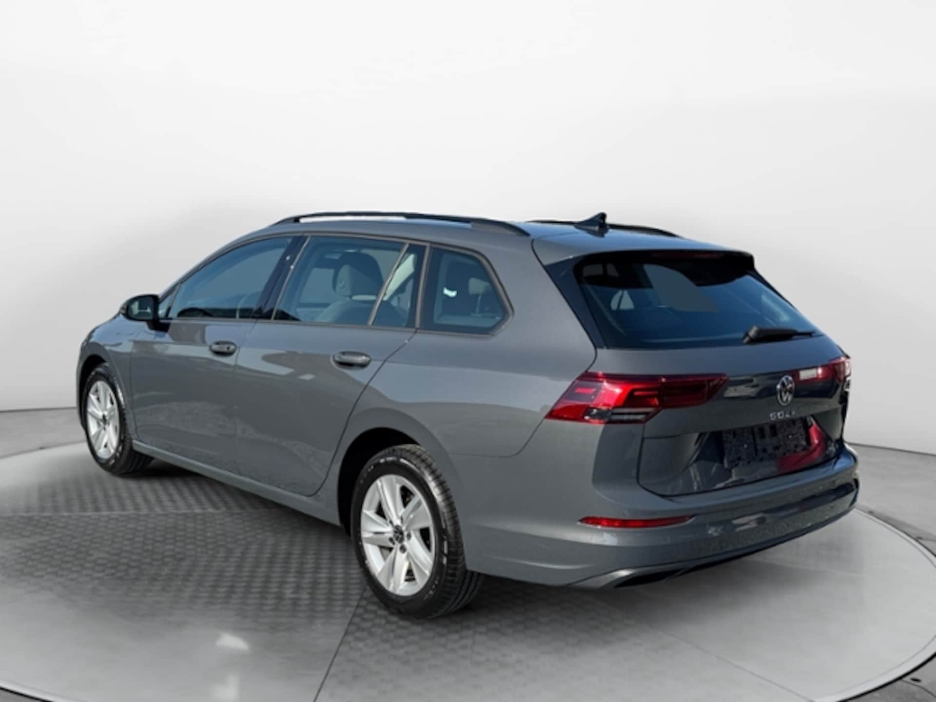 Volkswagen Golf Variant Life