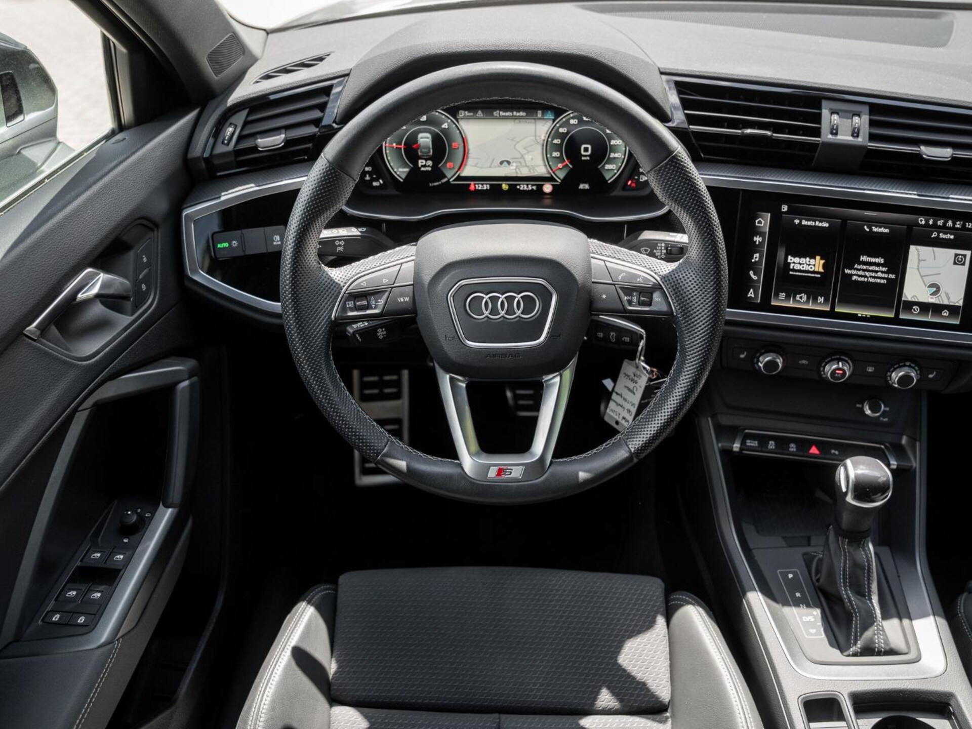 Audi Q3 Sportback S line
