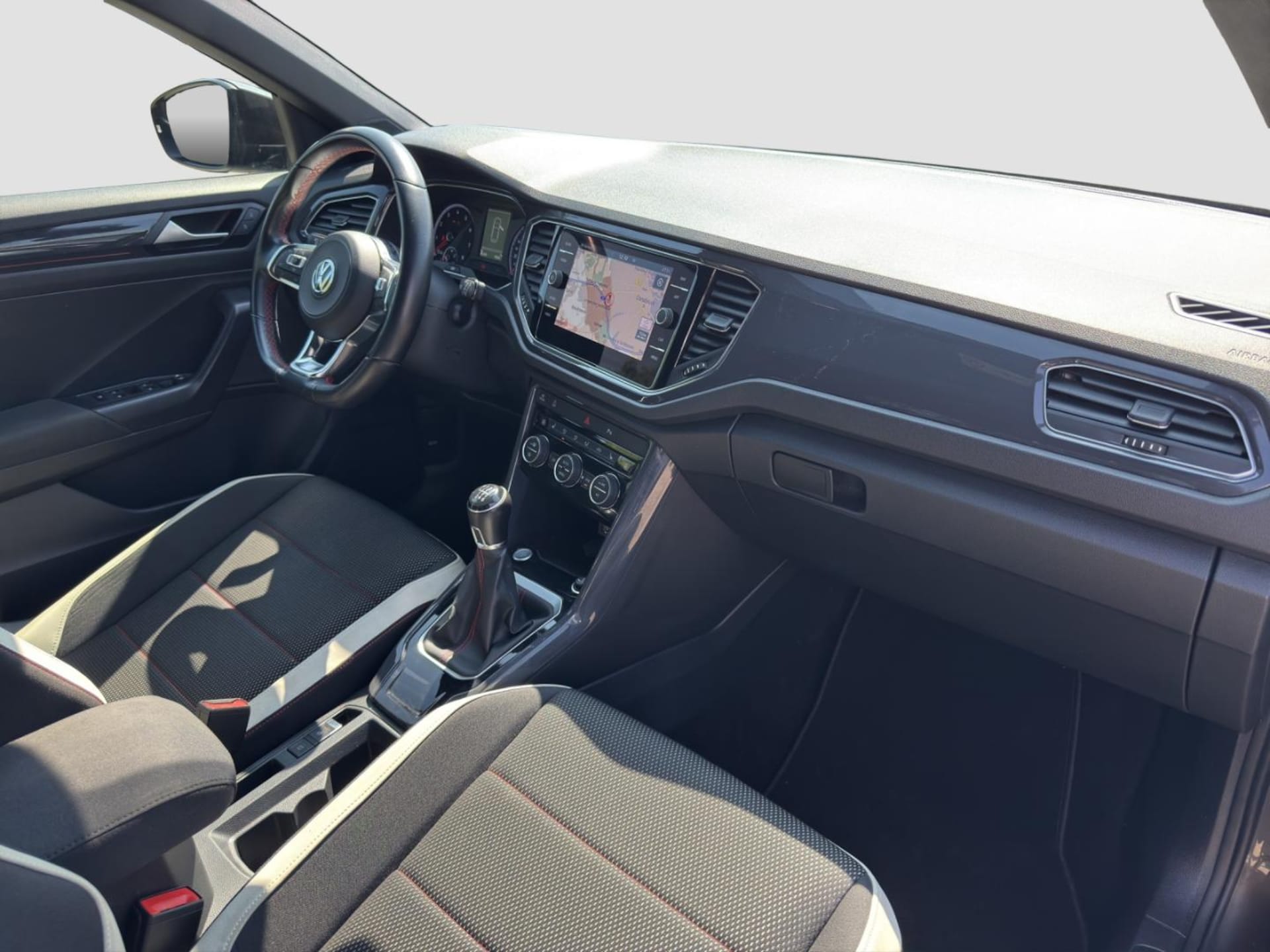 Volkswagen T-Roc Sport