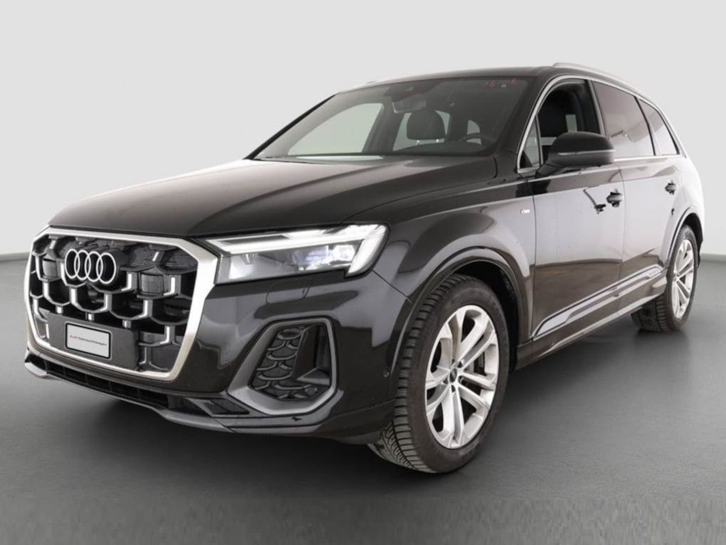 Bild über Audi Q7 SUV TDI quattro 210 kW tiptronic - für weitere Informationen kontaktieren Sie den Audi Partner