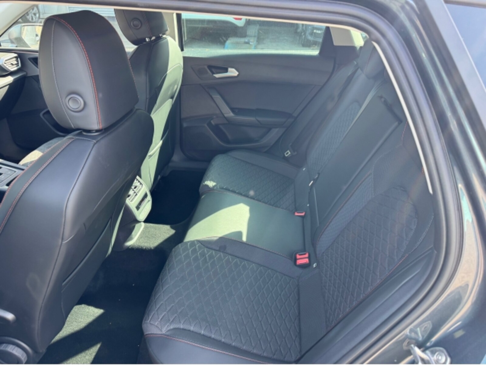 SEAT Leon Sportstourer – Bild 10